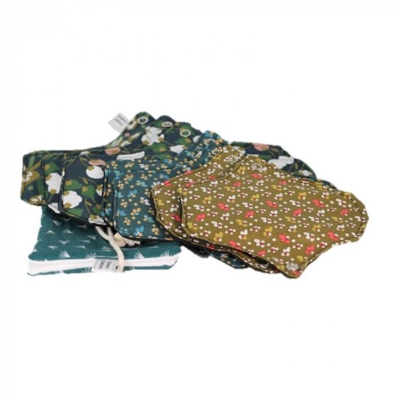 7 serviettes hygièniques lavables + pochette - Vert foncé 7 serviettes hygièniques lavables + pochette - Vert foncé